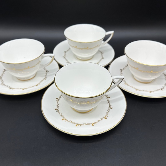 Royal Doulton Rondo Tea Cup Saucer sets(Set of 4) Bone China England - Picture 1 of 6
